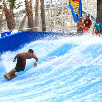 Il giro dell'acqua di Flowrider dell'attrezzatura del parco dell'acqua, cavaliere di flusso imbarca