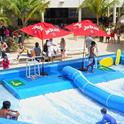 Doppio/singolo blu di giro dell'acqua di Flowrider ha colorato la macchina praticante il surfing del simulatore con il materiale della vetroresina