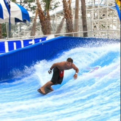 Simulazione dell'imbarco della spuma dell'attrezzatura del parco a tema di surf dell'acqua di Flowider