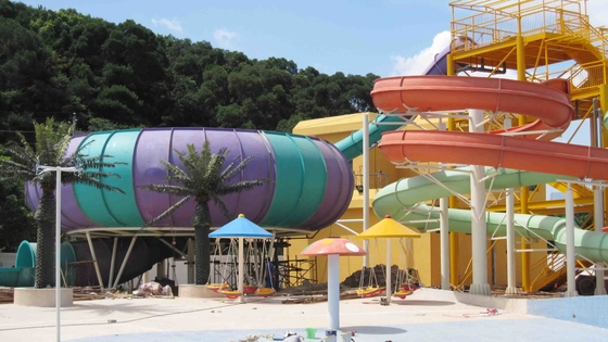 L'acqua dell'interno divertente parcheggia la piattaforma 13.5m dell'attrezzatura del parco a tema