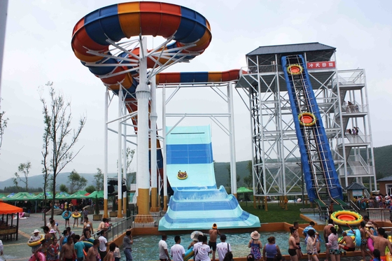 Acquascivolo gigante della vetroresina del boomerang di Outdside per 6 persona, altezza 18.75M della torre del parco dell'acqua