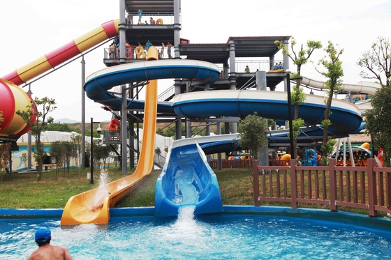 Acquascivoli su ordinazione dell'acqua dell'elemento generale del parco ad alta velocità con una capacità di 120 cavalieri/H