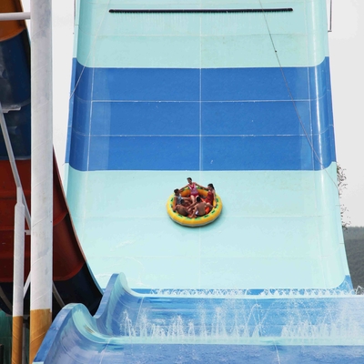 Acquascivolo della piscina del fungo dell'arcobaleno di divertimento/attrezzatura all'aperto del gioco dell'acqua