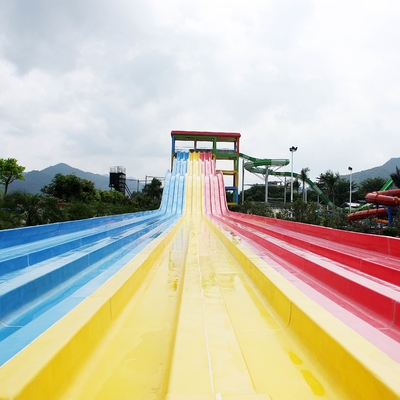 Struttura d'acciaio degli acquascivoli su ordinazione del parco a tema per l'hotel/località di soggiorno usati