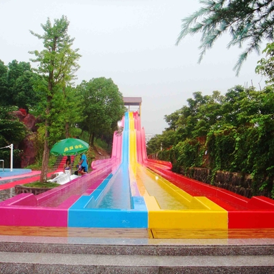 Struttura d'acciaio degli acquascivoli su ordinazione del parco a tema per l'hotel/località di soggiorno usati