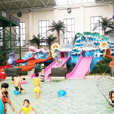 Gli acquascivoli dei bambini dell'attrezzatura del parco dell'acqua su misura per i bambini