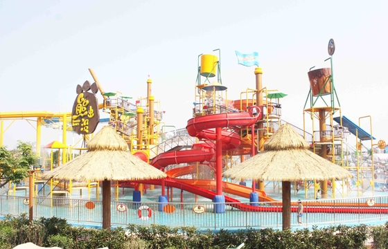 Parco emozionante dell'acqua della famiglia in waterhouse giantic con il waterslide differente di stile