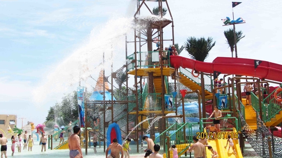I centri di villeggiatura di vacanza con acqua parcheggia/acqua 1680m2 occupato campo da giuoco