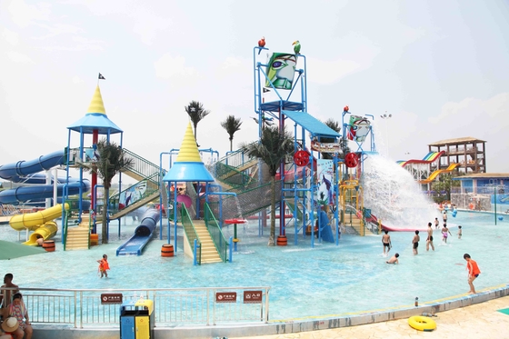 Fortezza dell'acqua di divertimento con l'acquascivolo/Waterslide adulti dei bambini