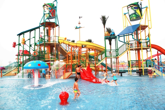 Campo da giuoco durevole dell'acqua con gli scorrevoli di Waterpark ed il secchio di acqua divertente