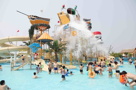 Combinazione divertente degli acquascivoli di divertimento del campo da giuoco dell'acqua con il più grande acquascivolo per la famiglia