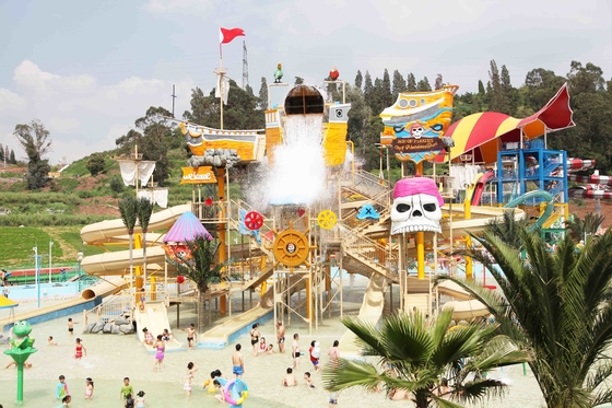 Attrezzatura all'aperto di galleggiamento della vetroresina del parco dell'acqua del grande dell'acqua della Camera dell'acqua del campo da giuoco hotel di tema