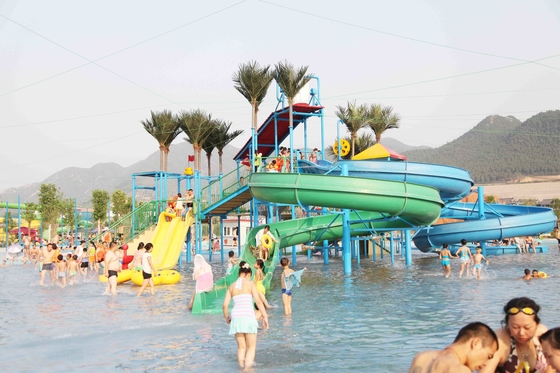 L'abitudine scherza l'attrezzatura del gioco dell'acqua, scorrevoli della vetroresina del gioco del divertimento dei bambini