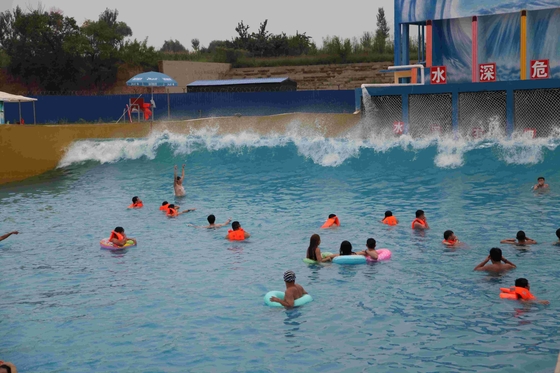 Attrezzatura dello stagno di Wave del parco dell'acqua della famiglia, macchina dei prodotti del parco dell'acqua della vetroresina