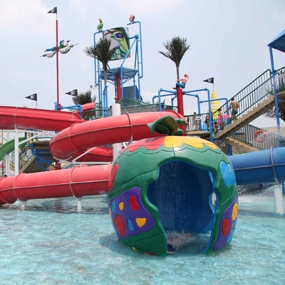 L'acqua variopinta su misura dello spruzzo della carpa parcheggia l'attrezzatura per divertimento bambini/dei bambini nella piscina