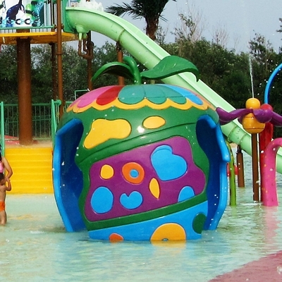 La grandi vetroresina e PVC spruzzano l'attrezzatura del parco per 3 ~ 5 persone
