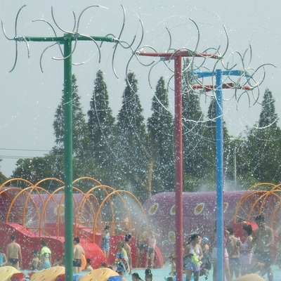 Gioco per i bambini, attrezzatura dell'acqua dello spruzzo del parco dell'acqua della vetroresina di stile del fumetto da vendere
