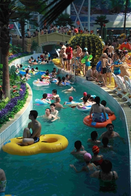 Parco dell'acqua di fiume dei centri di villeggiatura all'aperto/attrezzatura pigri Waterpark della vetroresina su misura