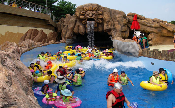 Attrezzatura pigra commerciale del fiume della piscina pigra gigante del fiume per la famiglia
