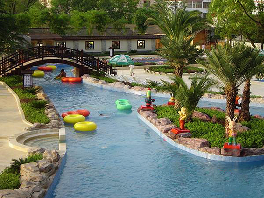 Attrezzatura pigra commerciale del fiume della piscina pigra gigante del fiume per la famiglia