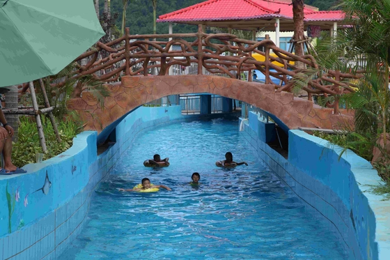 Attrezzatura pigra del parco di divertimenti del fiume del parco all'aperto dell'acqua di FRP per i bambini/adulti in parco di divertimenti