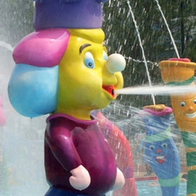 Fontana della vetroresina con la pagina galvanizzata del acciaio al carbonio dell'attrezzatura del parco di divertimenti
