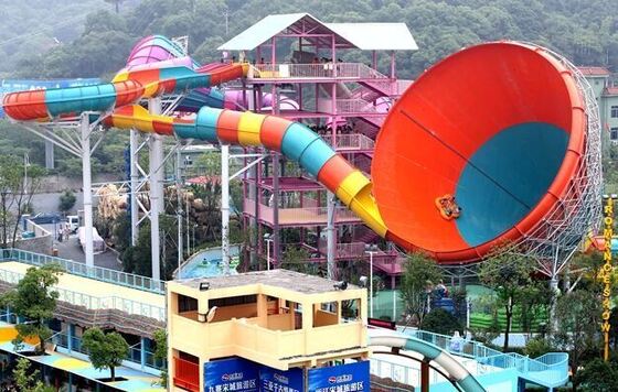 Scivolo d'acqua a imbuto tornado gigante per parco acquatico | Produttore di scivoli tornado in fibra di vetro dal 1994 | Scivolo personalizzato per zattera a 4 persone (HT-31)