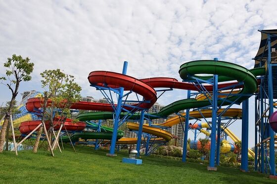 Slide idraulico a spirale su misura a più corsie per parchi acquatici - Produttore certificato SGS