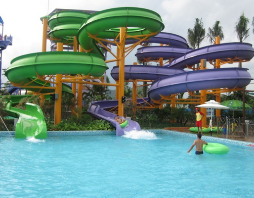 Slide idraulico a spirale su misura a più corsie per parchi acquatici - Produttore certificato SGS