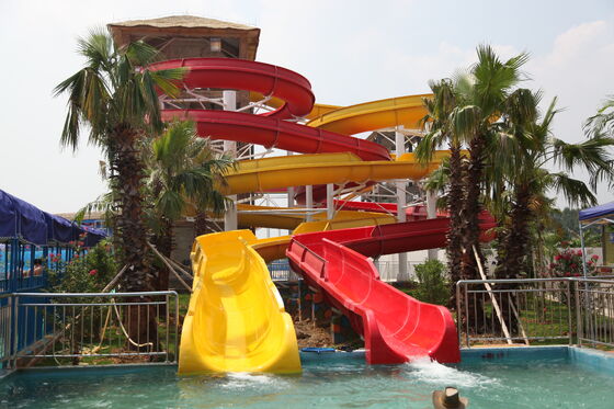 Slide idraulico a spirale su misura a più corsie per parchi acquatici - Produttore certificato SGS