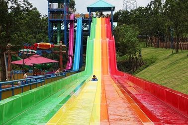 Giri del parco dell'acqua della vetroresina della costruzione del parco dell'acqua per i videogiochi di guida adulti