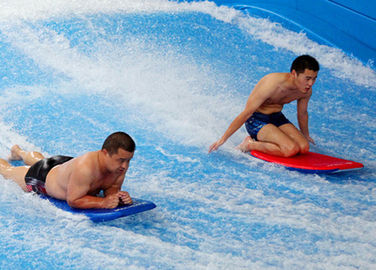 Vetroresina su misura di Wave del cavaliere di flusso che pratica il surfing divertimento a macchina per il parco dell'acqua