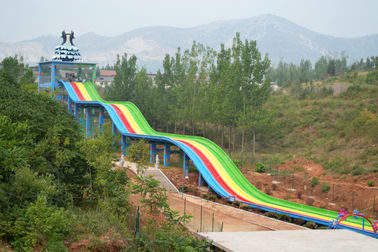 Progetto Waterpark di divertimento, scorrevole del parco dell'acqua di Theming dei bambini dell'attrezzatura del parco dell'acqua di Gaint